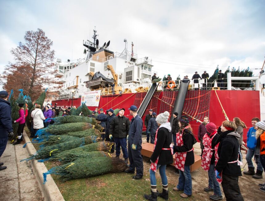Navy-Pier-Christmas-Tree-Ship-01 Holiday Tree Tradition Returns to Navy Pier